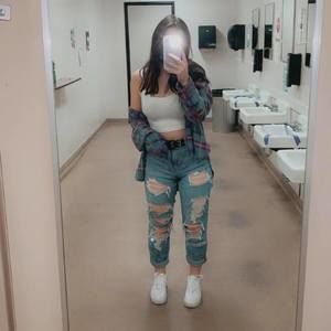 Meet your Posher, Mackenzie